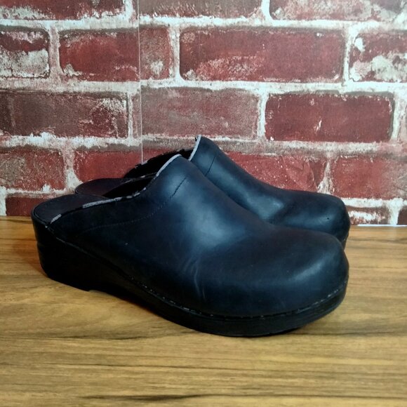 Dansko Clogs Womens Size 10.5 Sonja Black Box Traditional Leather EU 41 - Picture 1 of 9
